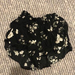Brandy Melville floral shorts